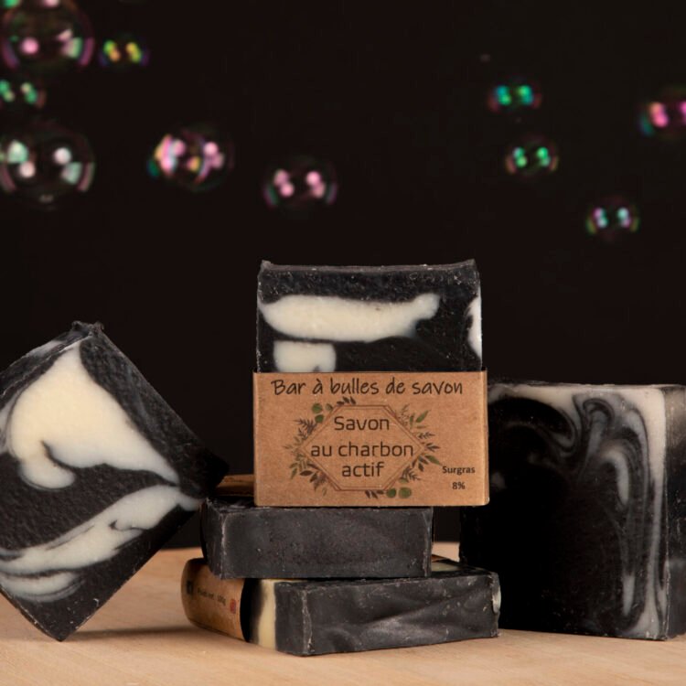 Savon charbon actif